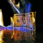 queima de dinheiro em investimentos