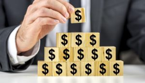 pirâmide de investimento