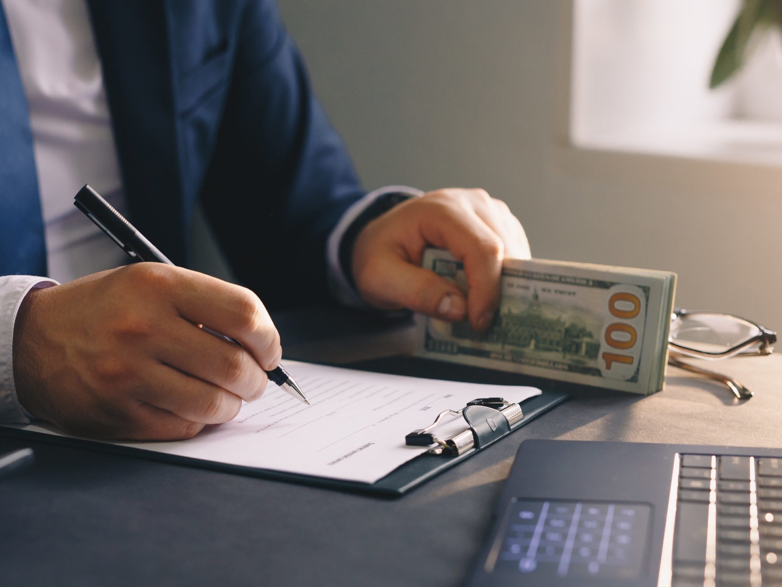 Qual é o melhor método para analisar investimentos?