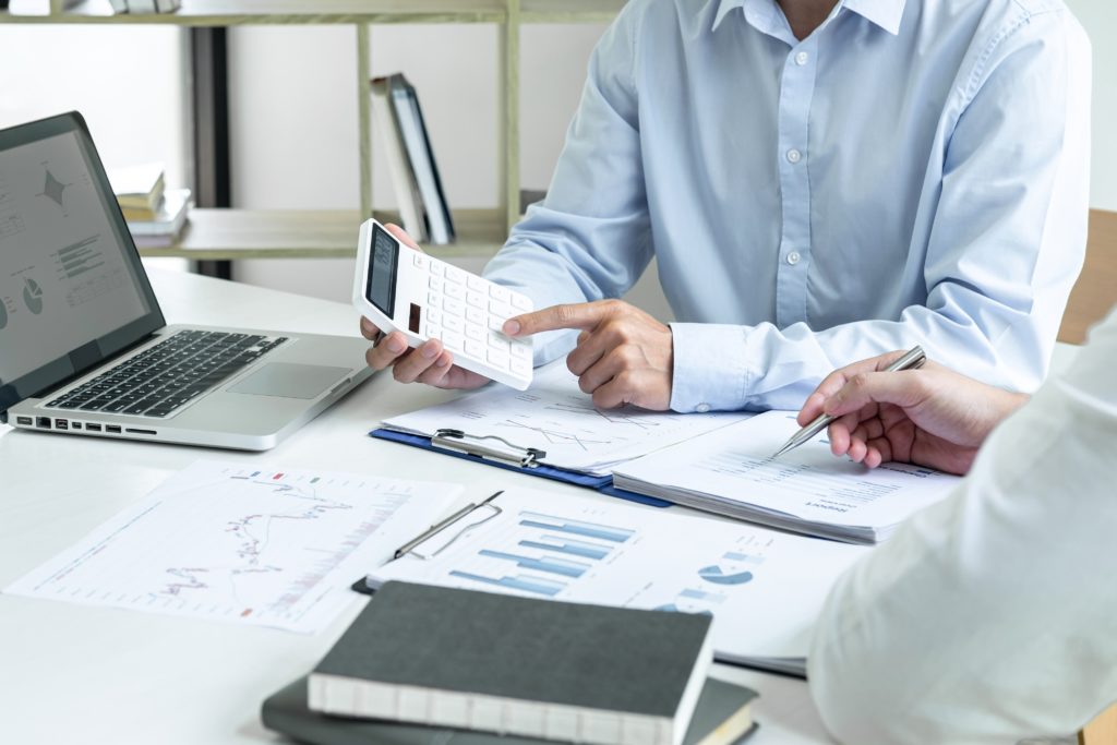 Estratégias alocação de recursos na renda variável