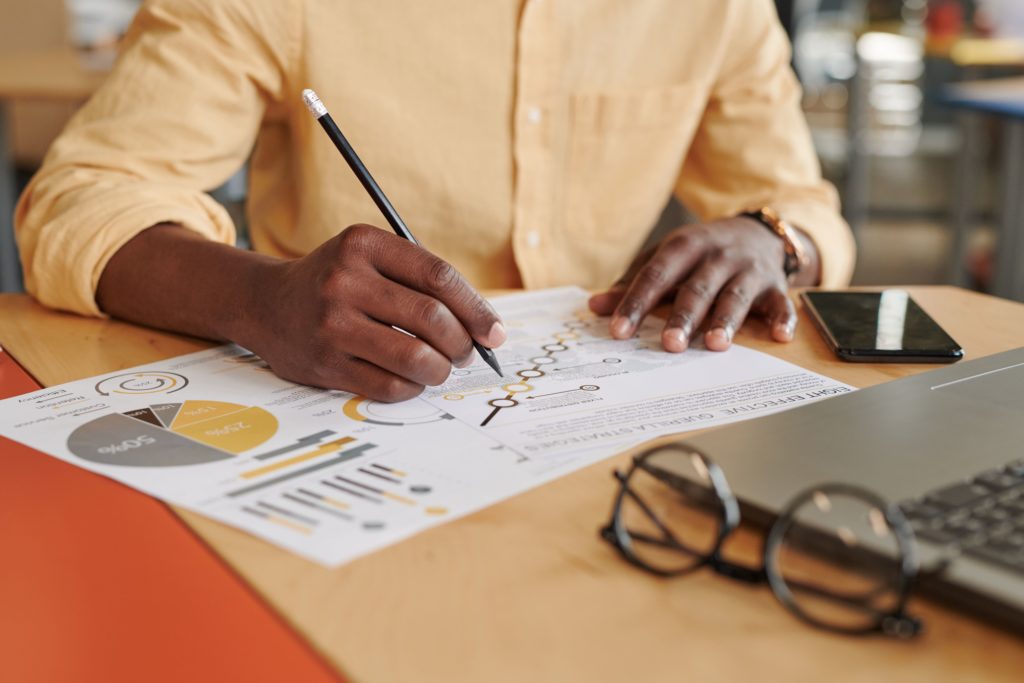 Como Transferir Ações de uma Corretora Para Outra
