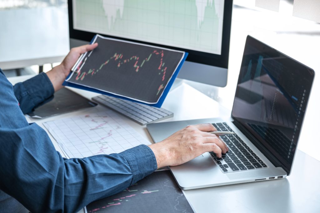Como investir em fundos de ações?