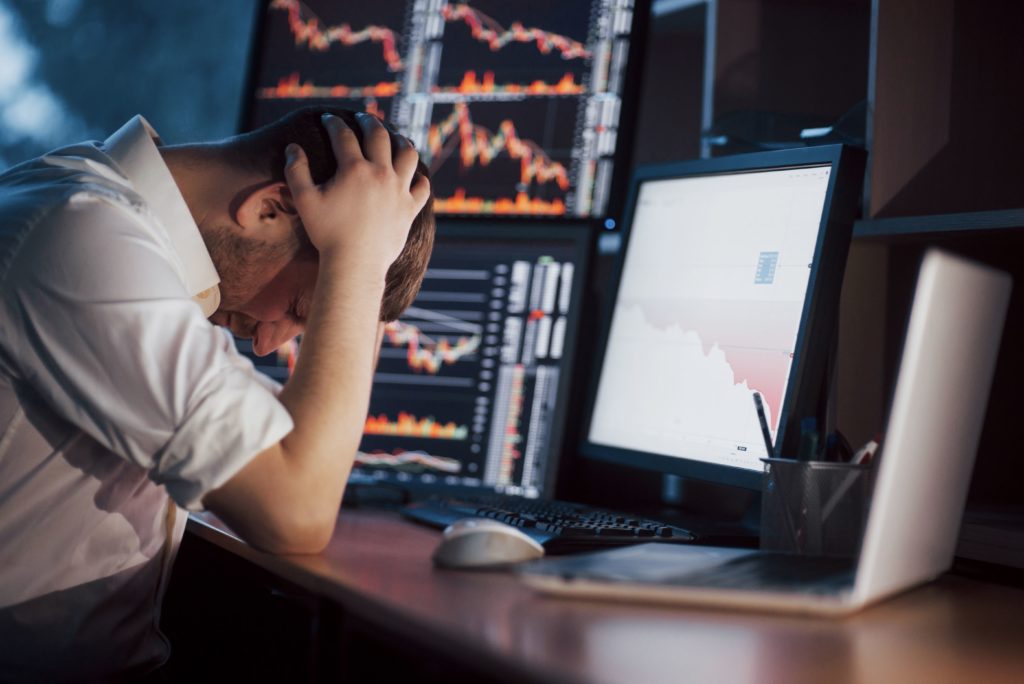 O que leva uma pessoa a perder dinheiro na bolsa de valores?