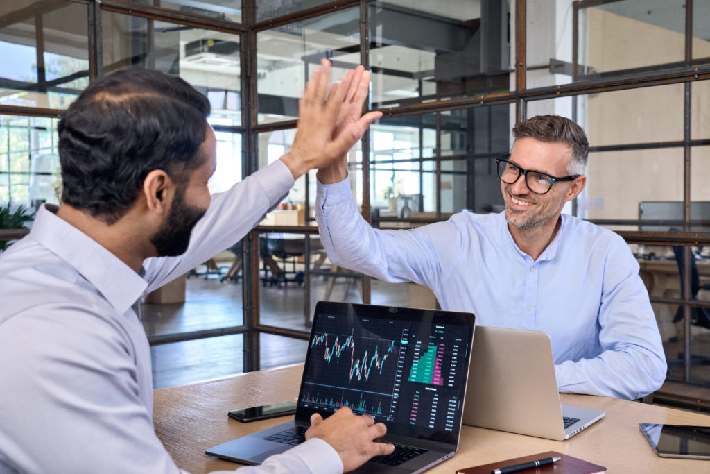 Investir em ações com o Clube do Valor