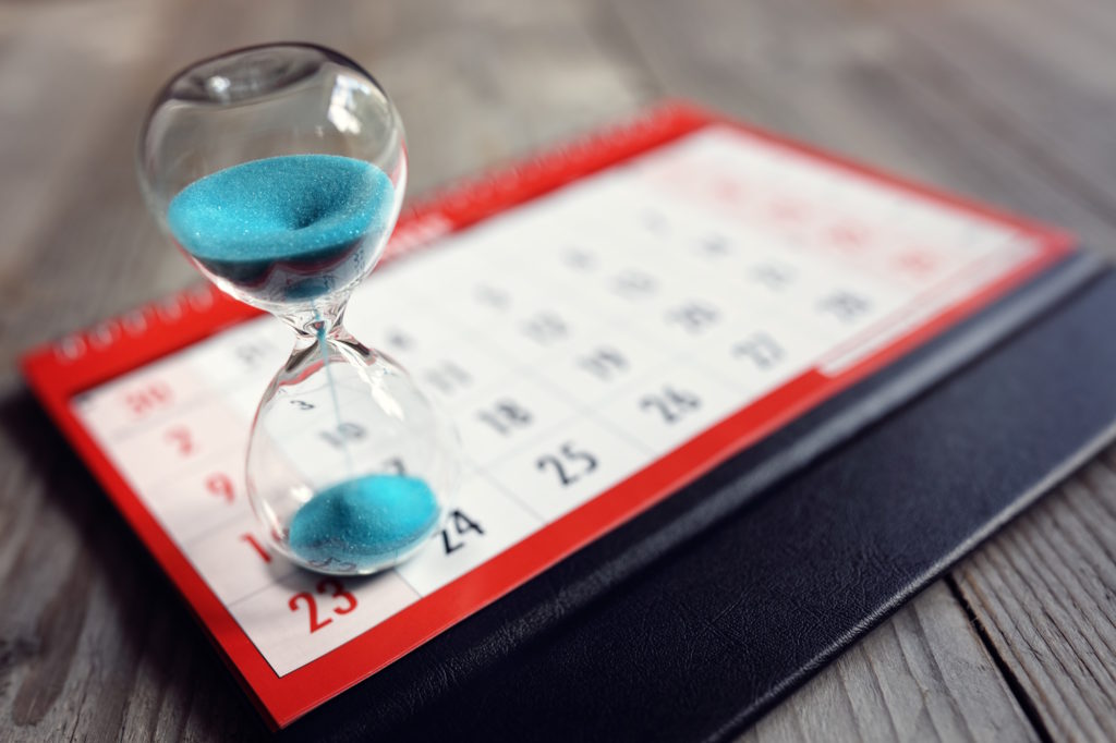 ampulheta-calendario Investimento de curto prazo