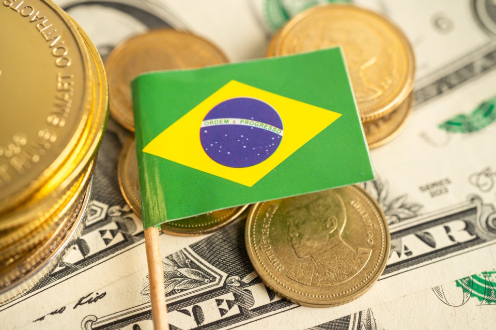melhor-trader-do-brasil Bandeira do Brasil e dinheiro