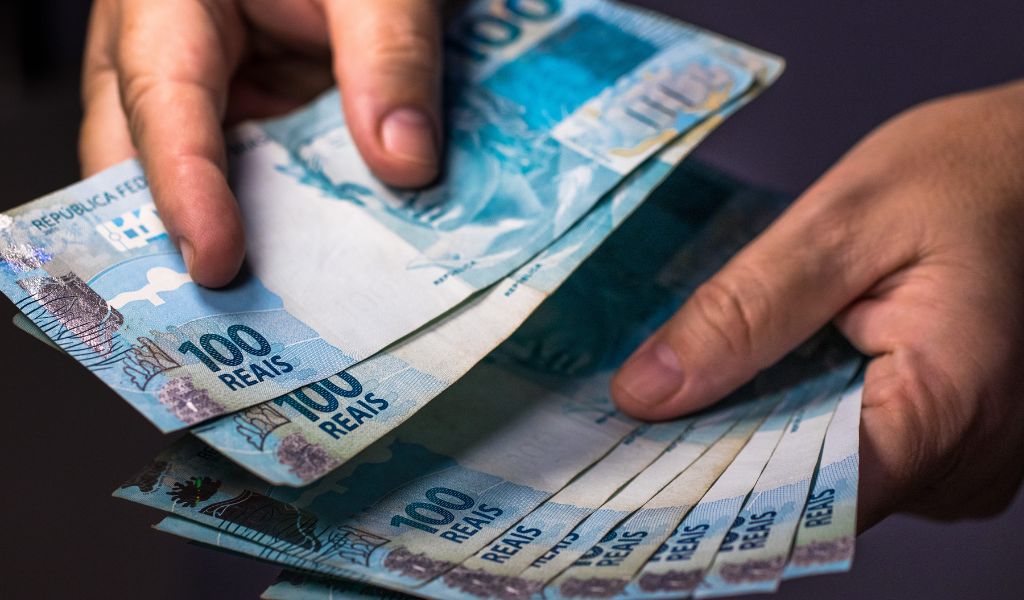 como investir em fundos imobiliários
