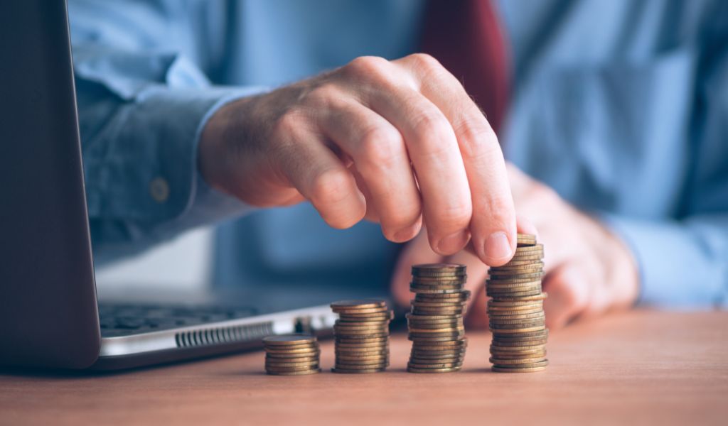 desenvolvendo habilidades financeiras e educação contínua